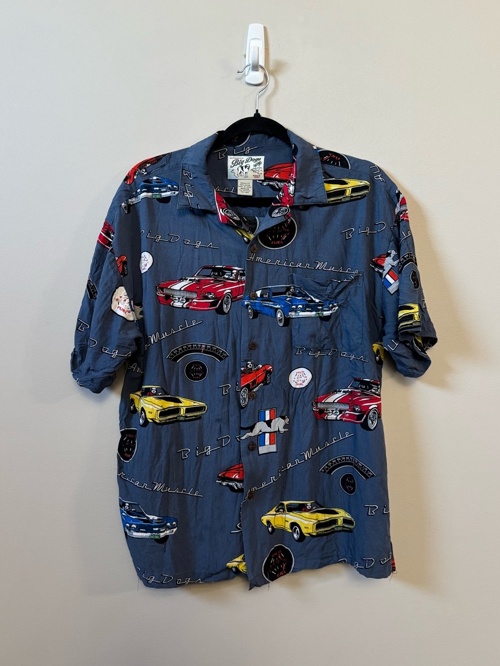 Big dogs Vintage men’s blue grey American muscle car button front top